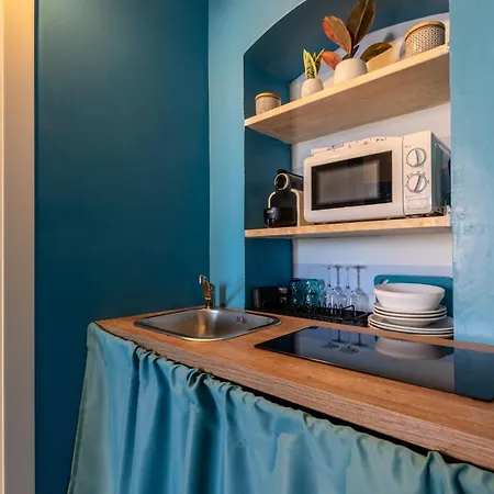 Blue Eyes * Torre A Mare