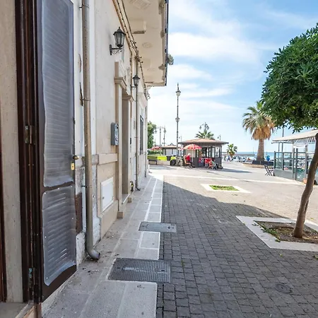 Blue Eyes Дом отдыха